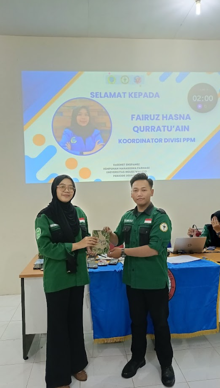 Apresiasi kepengurusan yang luar biasa pada himafari unw periode 2023/2024